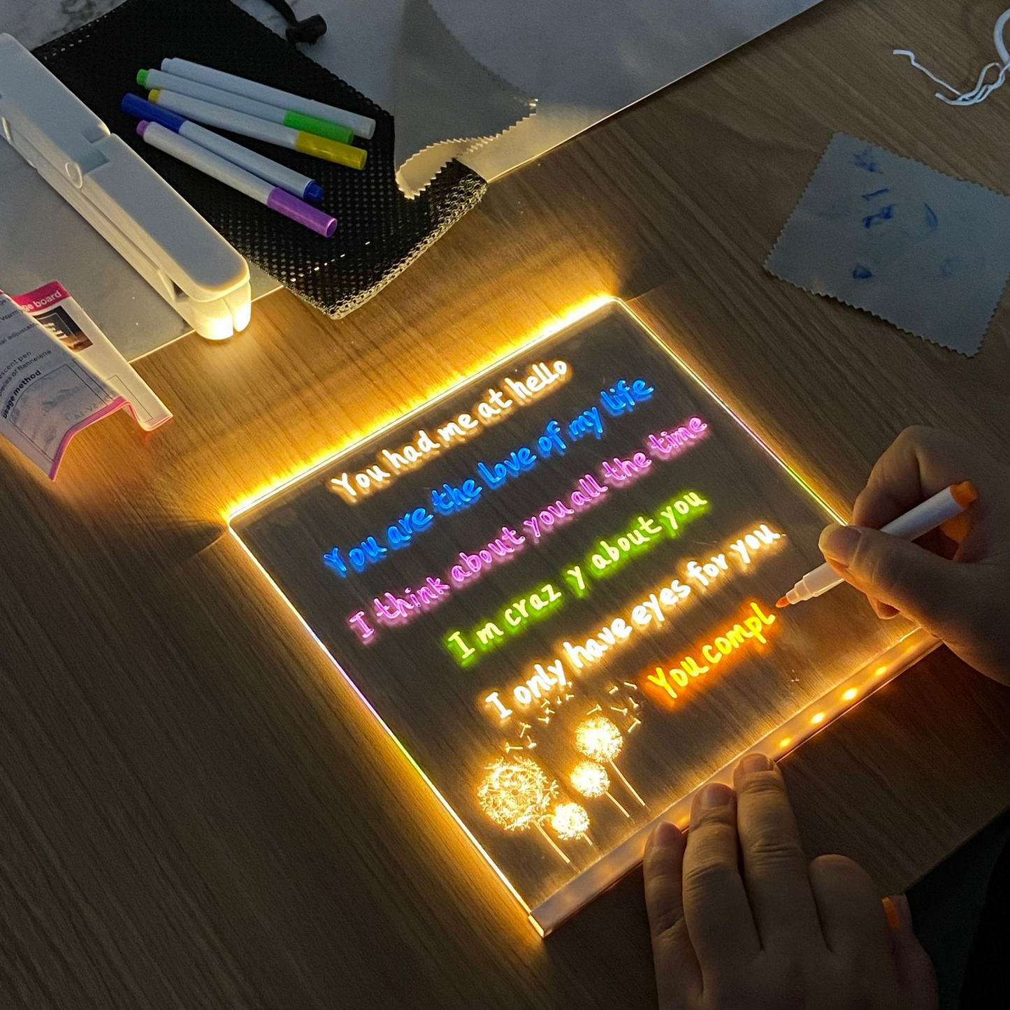 MT06918 Acrylic Board lamp